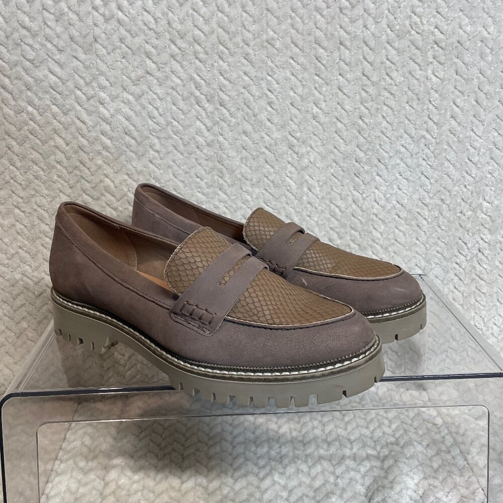 Crevo May Chunky Lug Sole Loafers 8 Taupe Leather Snake Embossed Preppy